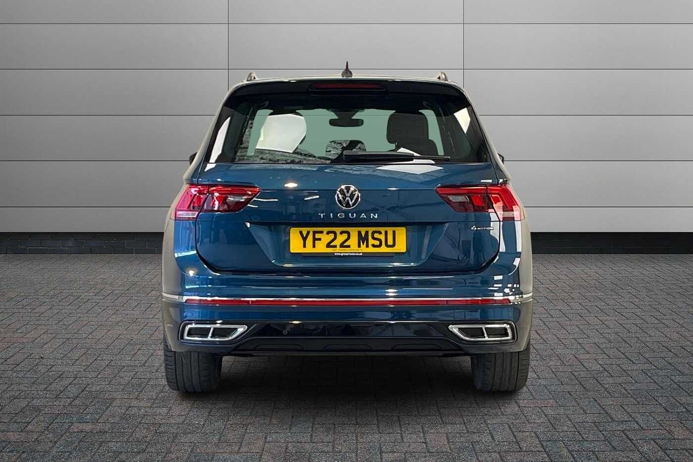 Volkswagen Tiguan 2.0 TDI R-Line SUV 5dr Diesel DSG 4Motion Euro 6 (s/s) (150 ps)
