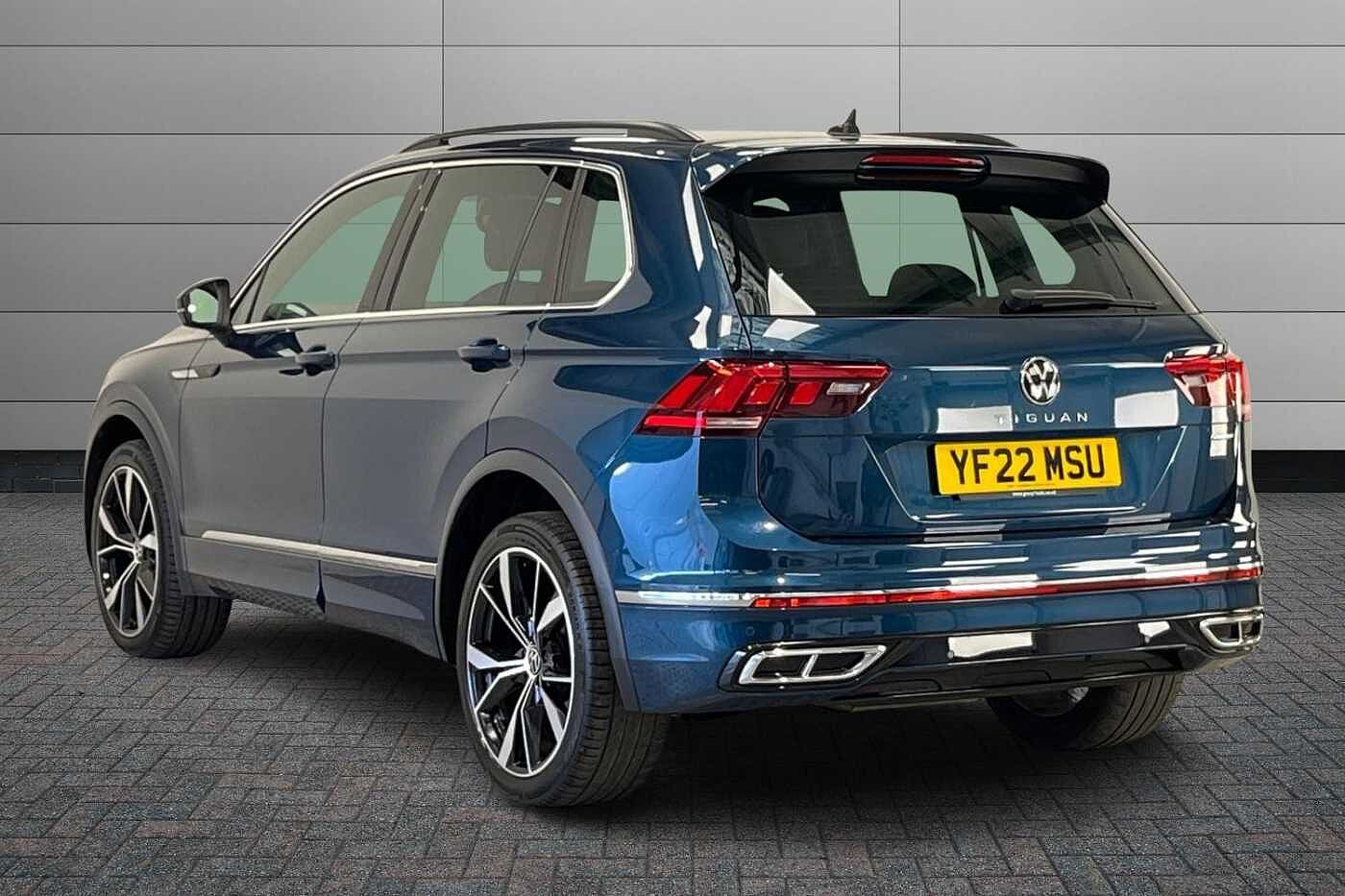 Volkswagen Tiguan 2.0 TDI R-Line SUV 5dr Diesel DSG 4Motion Euro 6 (s/s) (150 ps)