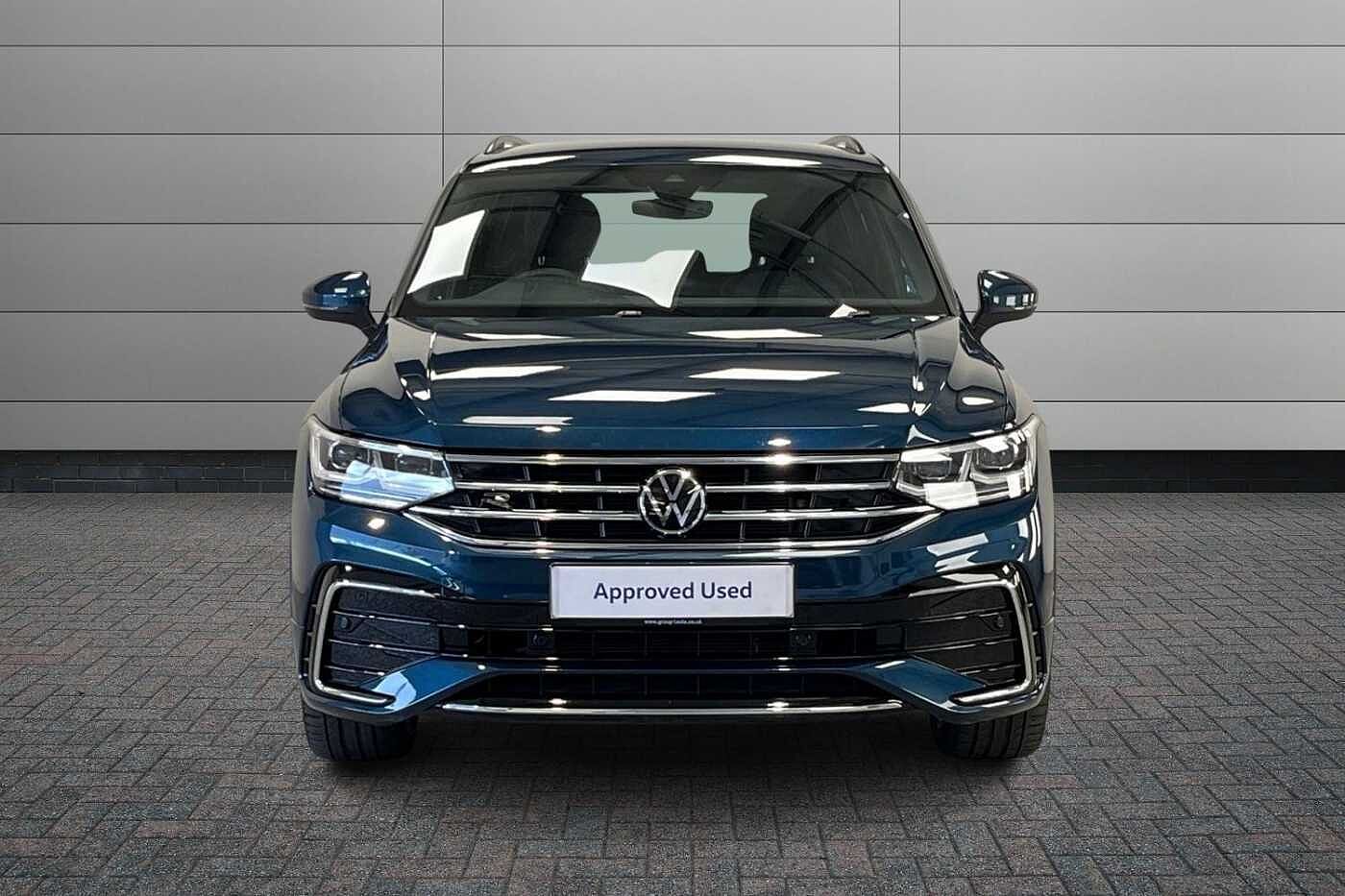 Volkswagen Tiguan 2.0 TDI R-Line SUV 5dr Diesel DSG 4Motion Euro 6 (s/s) (150 ps)